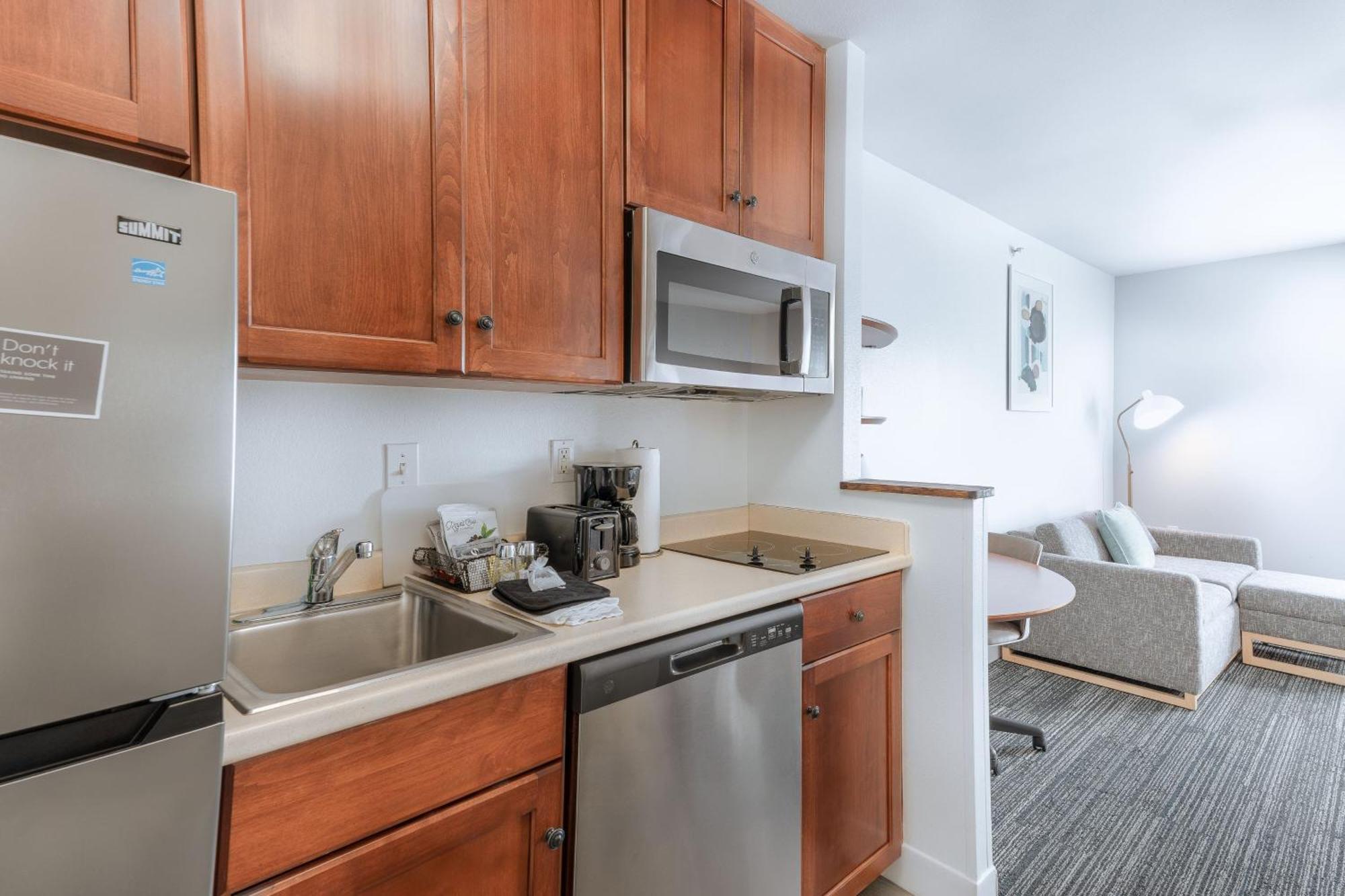 Towneplace Suites Stafford Bagian luar foto