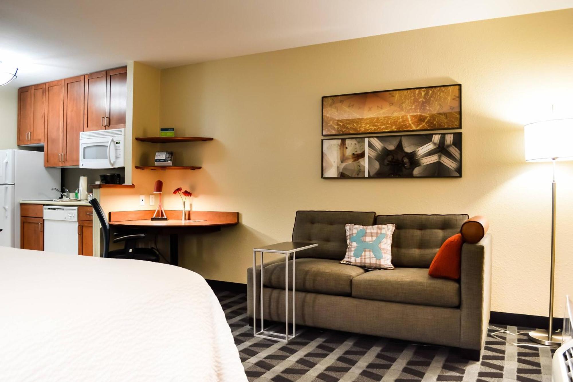 Towneplace Suites Stafford Bagian luar foto